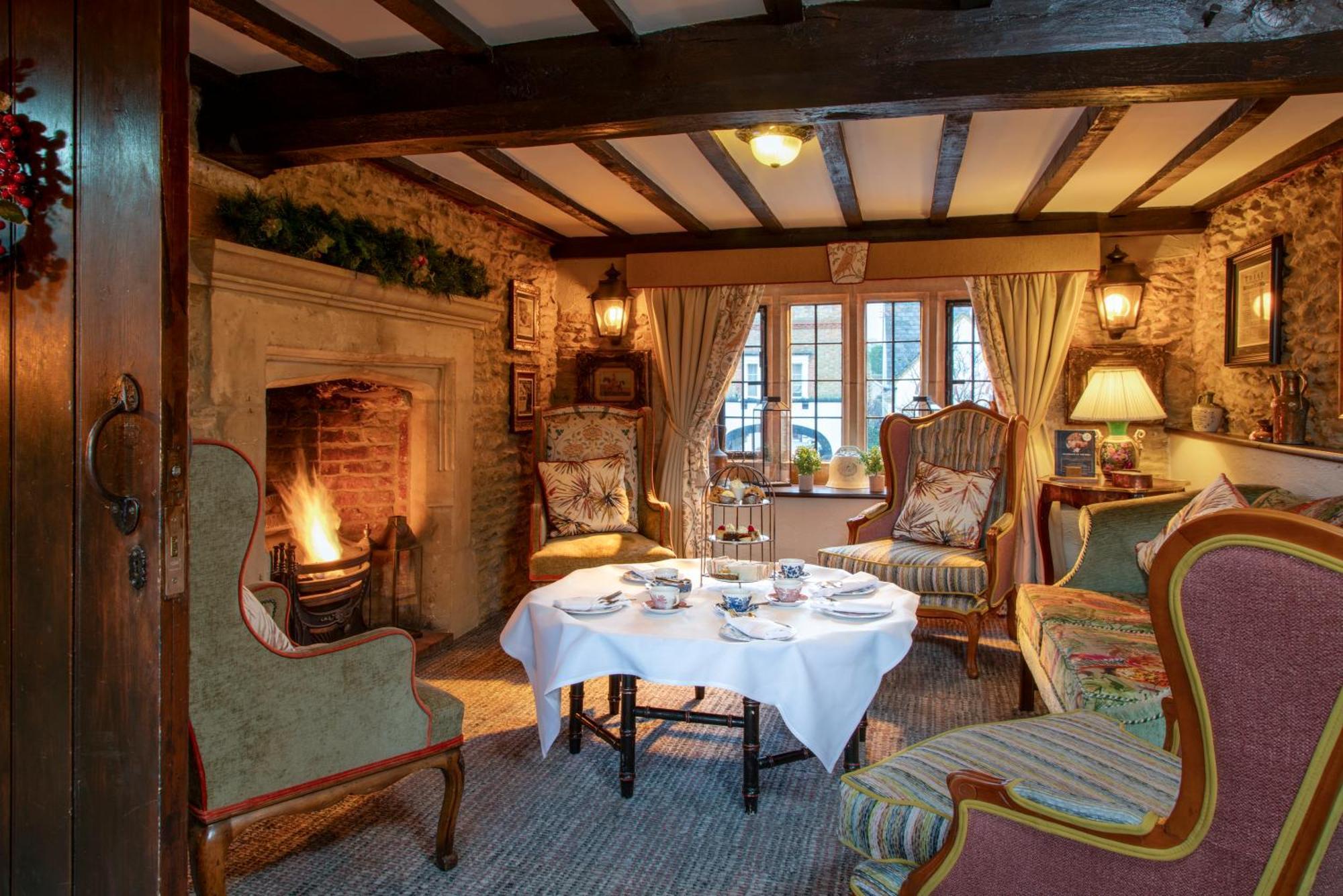 The Bell Inn, Stilton, Cambridgeshire Петербург Экстерьер фото